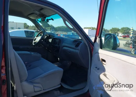 2000 Toyota Tundra Sr5 V8 z USA, uszkodzony, nr VIN 5TBBT4414YS097246